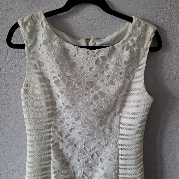 Calvin Klein White Floral Lace Dress - Picture 2 of 8